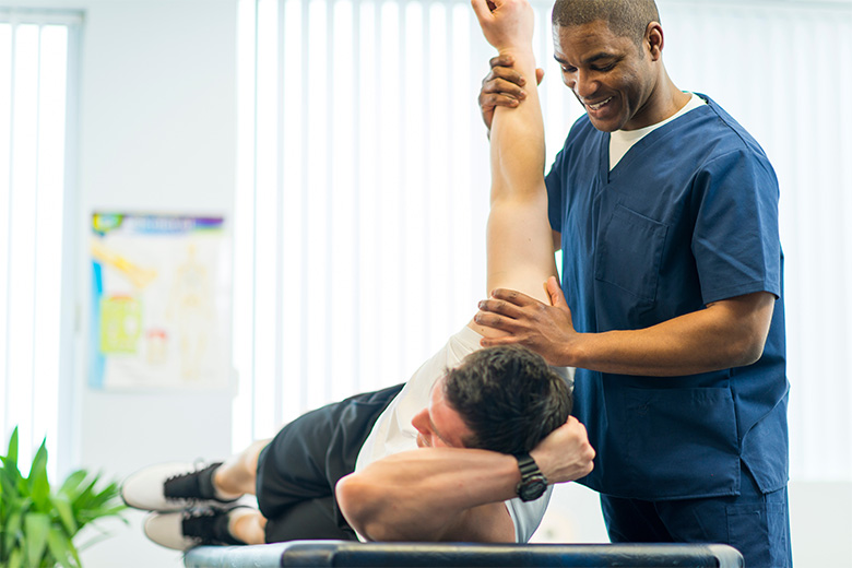 Physical therapy stretching services at PSPhysio Clinic Longmont